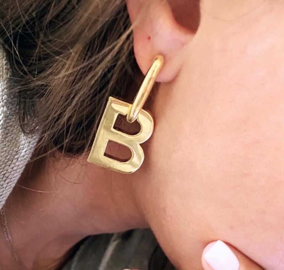 ALTIN KAPLAMA TEK HARF KÜPE