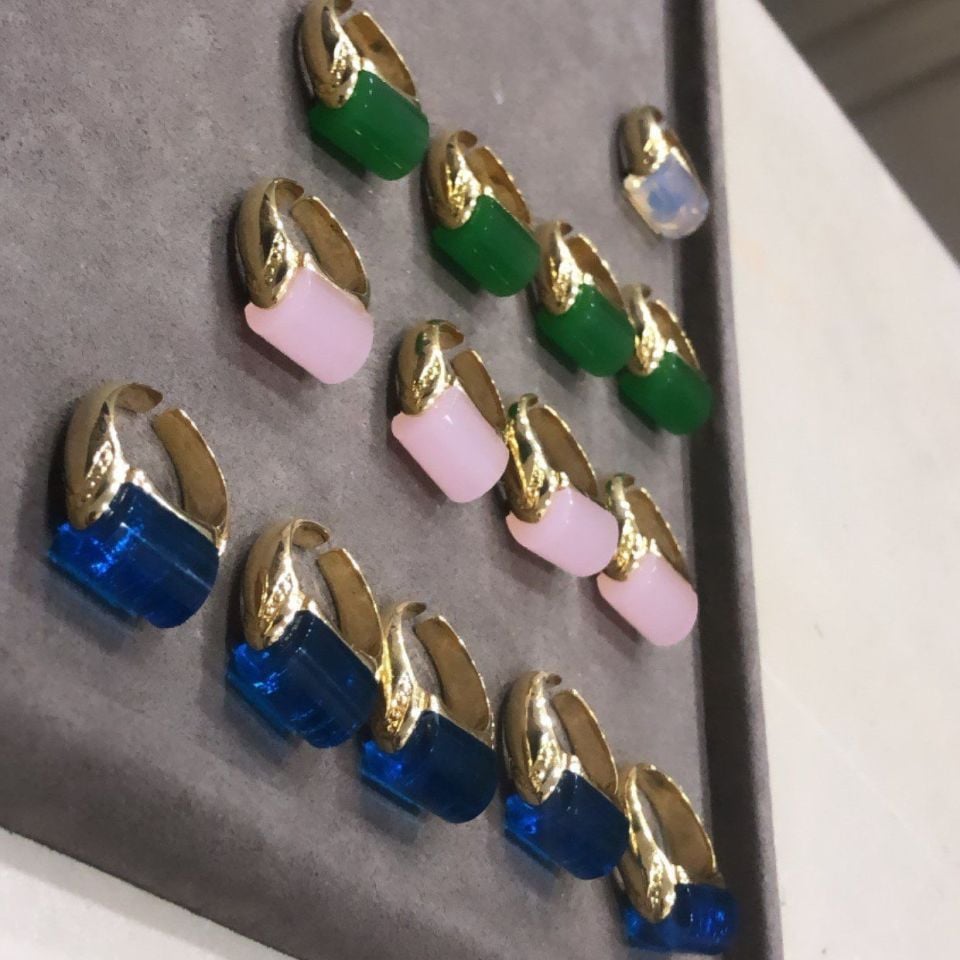 Altın Kaplama Özel Kesim Taşlı Yüzük