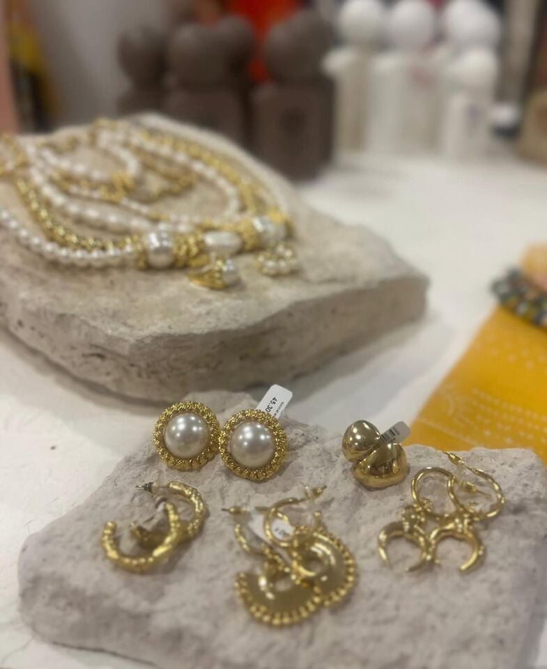 Altın Kaplama Ay Küpe